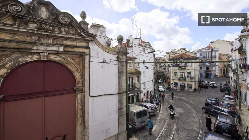 Double room Lisbon, 13 beds — photo 14