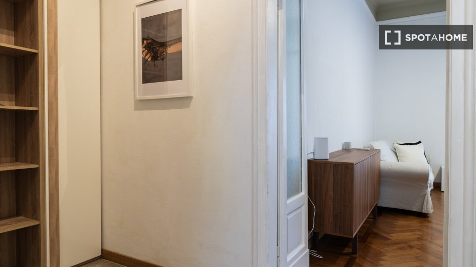 Apartment Milan, 2 beds, 65m² — photo 14