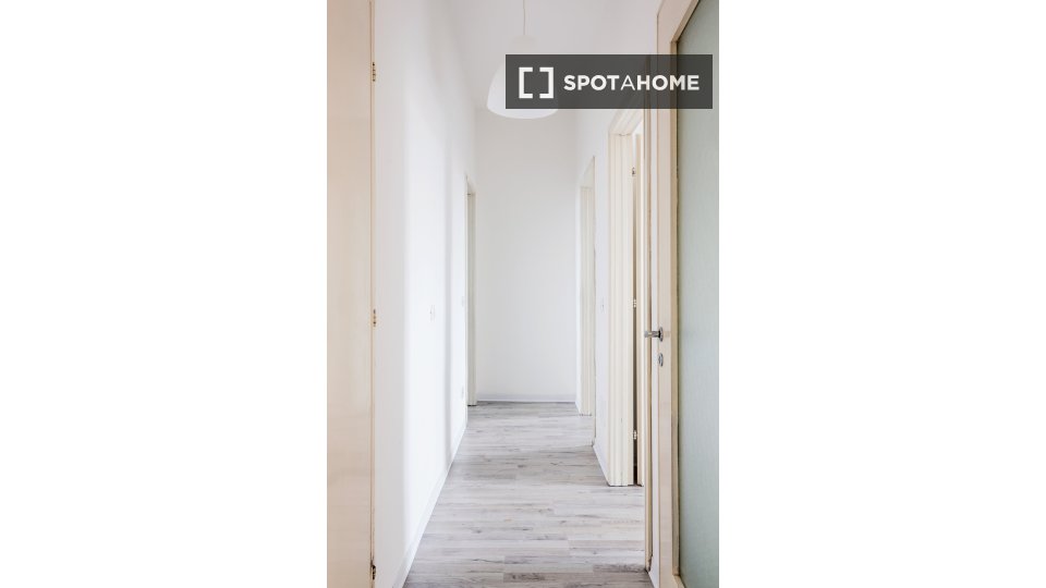 Double room Milan, 5 beds — photo 1