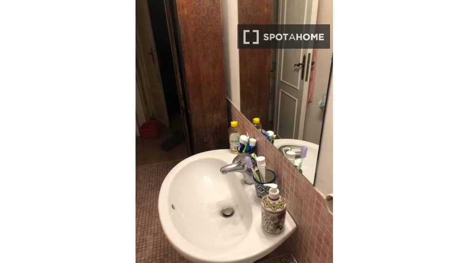 Double room Rome, 2 beds — photo 5