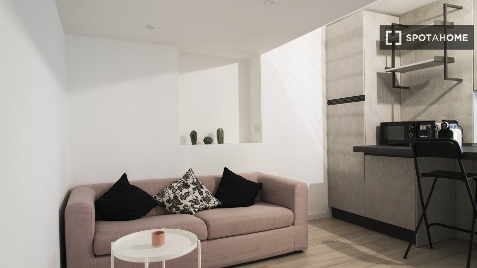 Appartamento Milano, 1 camera, 60m² — foto 2