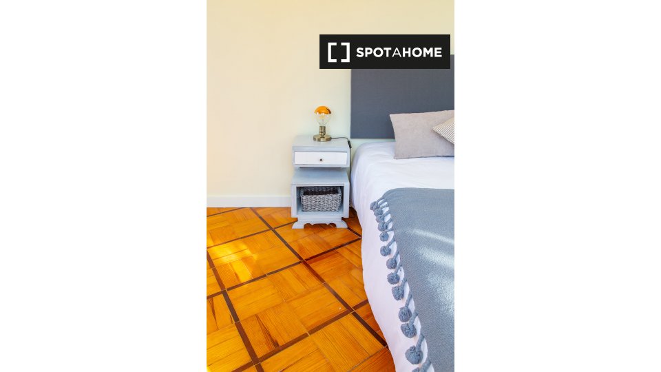 Double room Lisbon, 6 beds — photo 3