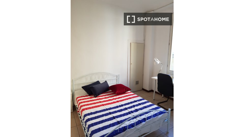 Double room Turin, 5 beds, 122m² — photo 2