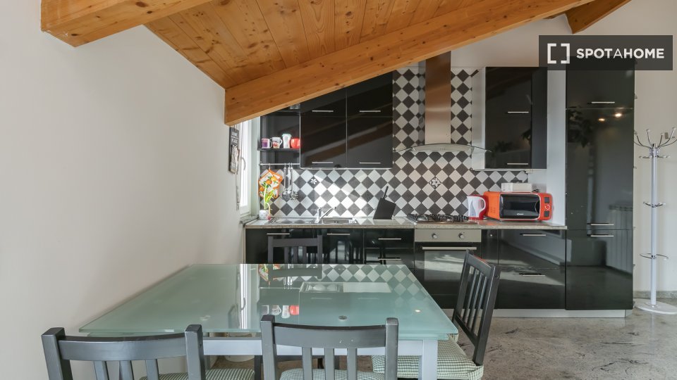 Apartment Milan, 1 bed, 65m² — photo 13