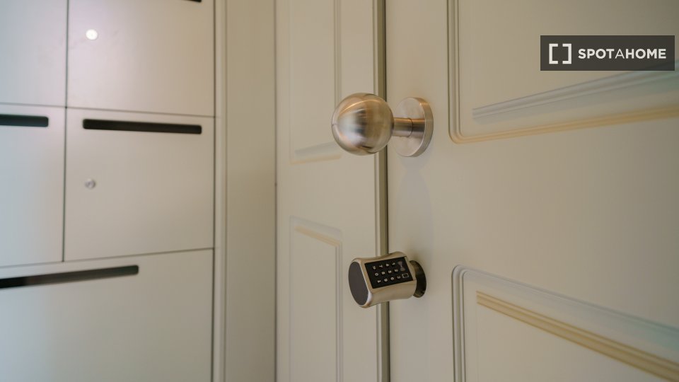 Apartment Porto, 1 bed, 36m² — photo 11