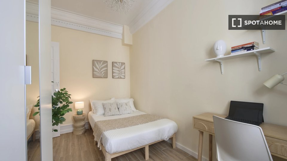 Double room Lisbon, 10 beds — photo 12