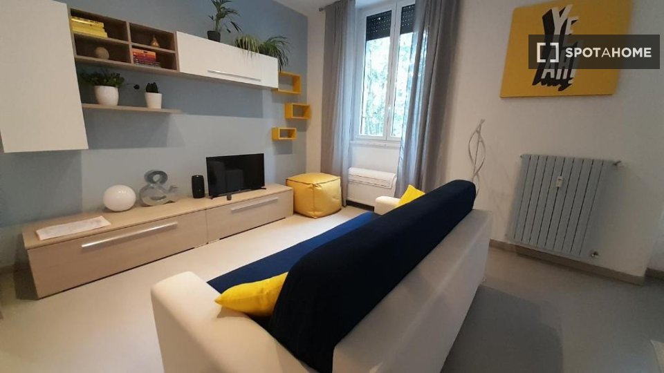 Apartment Milan, 1 bed, 60m² — photo 2