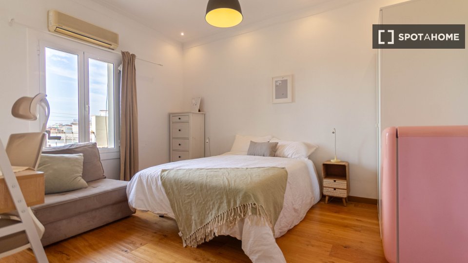 Double room Barcelona, 6 beds — photo 8
