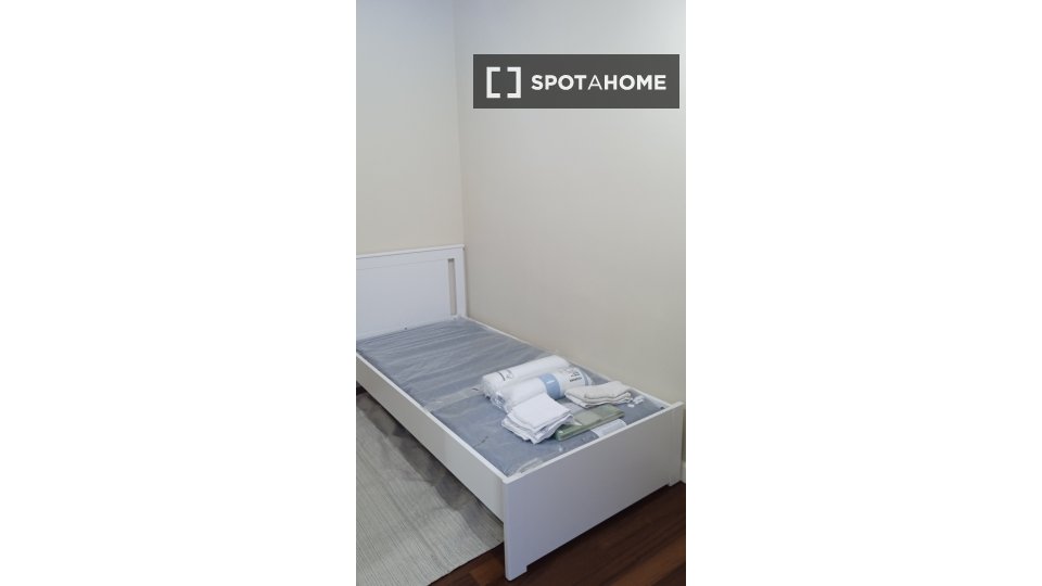 Double room Bologna, 8 beds, 185m² — photo 2