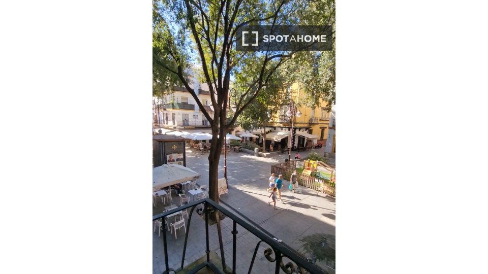 Apartment Seville, 2 beds, 90m² — photo 33