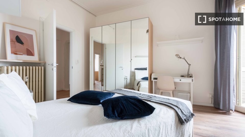 Double room Milan, 6 beds, 166m² — photo 7