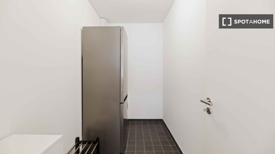 Double room Munich, 4 beds, 97m² — photo 10
