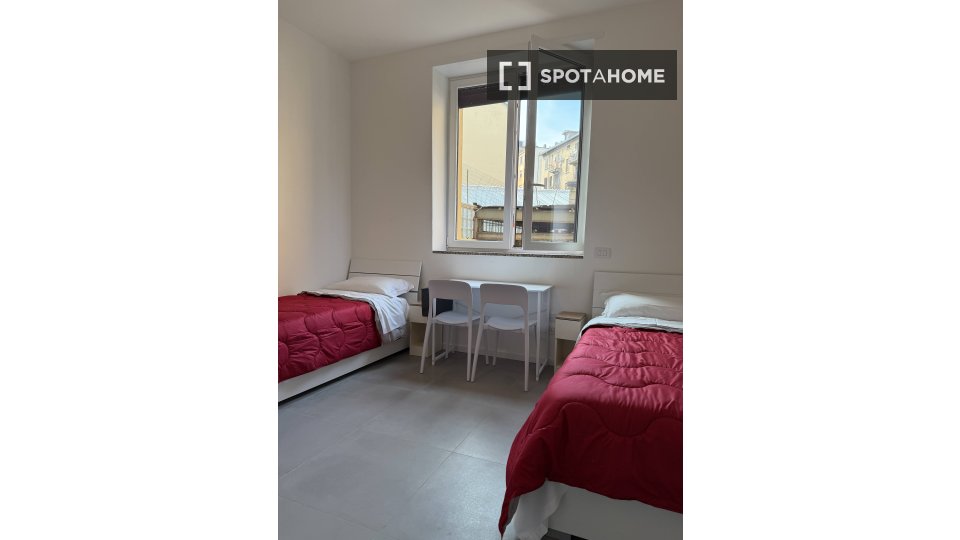 Double room Milan, 8 beds — photo 4