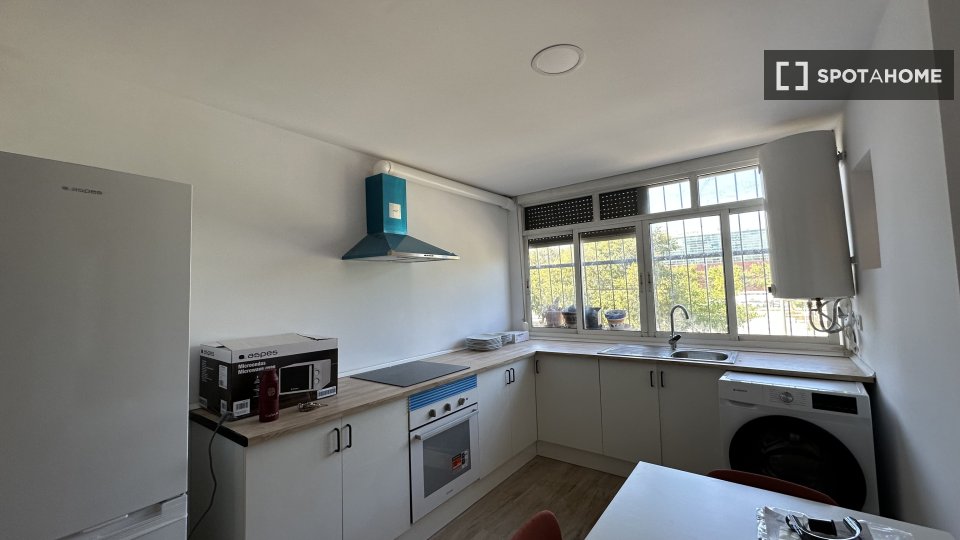 Double room Valencia, 4 beds, 74m² — photo 28