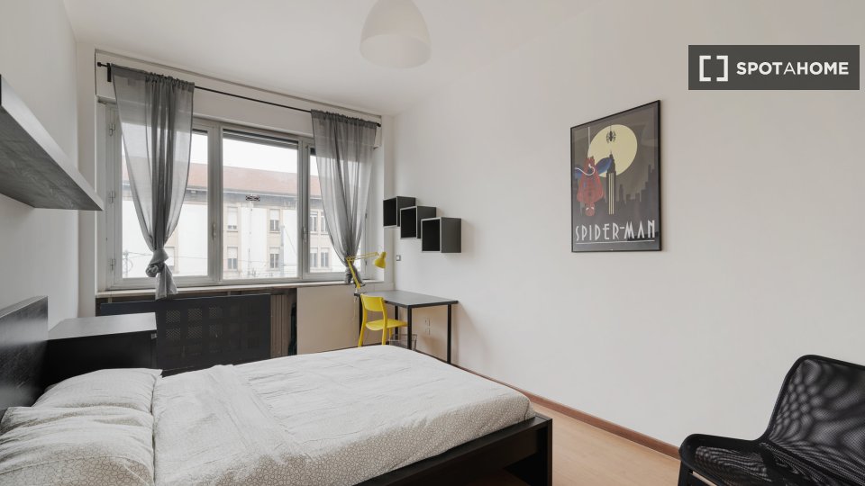 Double room Milan, 11 beds, 304m² — photo 1