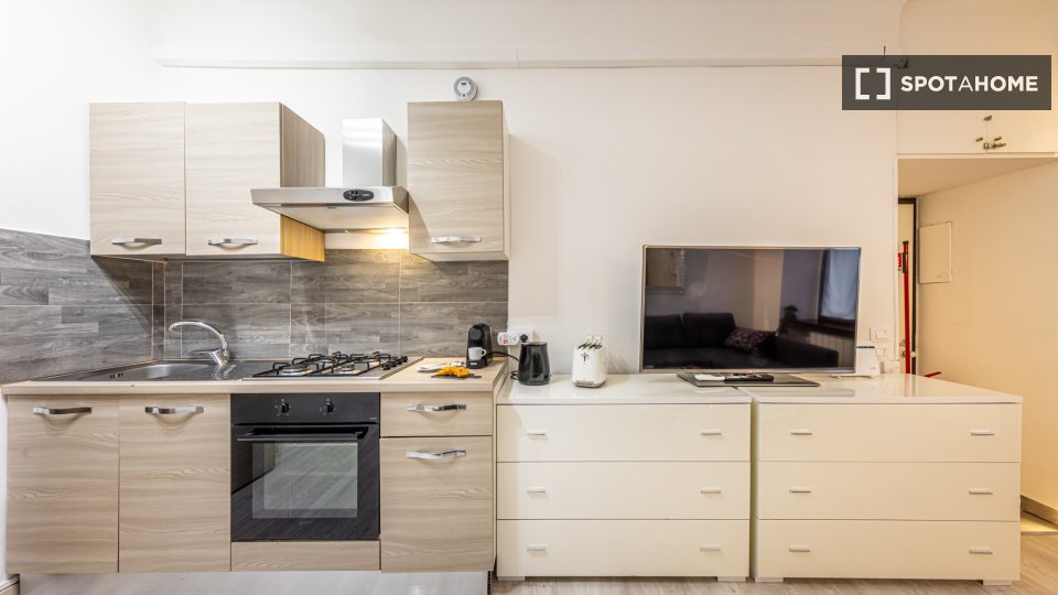 Apartment Milan, 1 bed, 43m² — photo 14