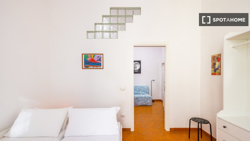Apartment Naples, 2 beds — photo 16