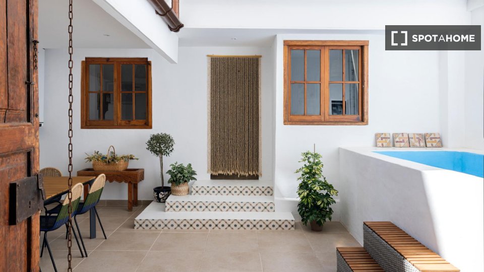 Apartment Valencia, 4 beds, 175m² — photo 6