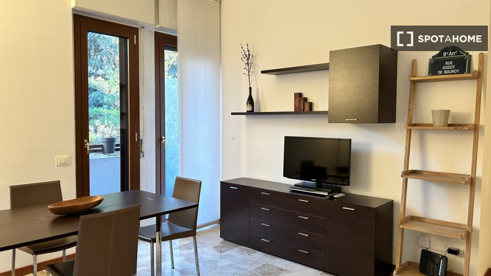 Apartamento Milán, 1 habitación, 70m² — foto 10