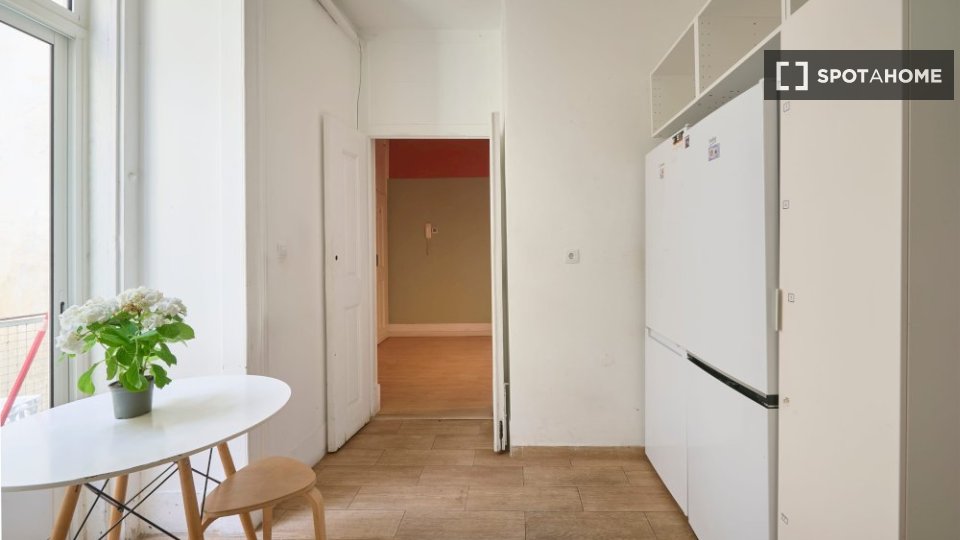 Double room Lisbon, 10 beds — photo 18