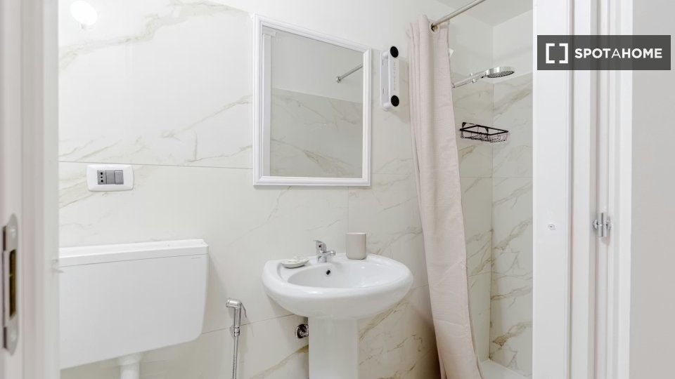 Apartment mono Turin — photo 16