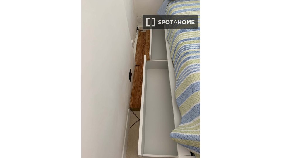Double room Turin, 1 bed — photo 12