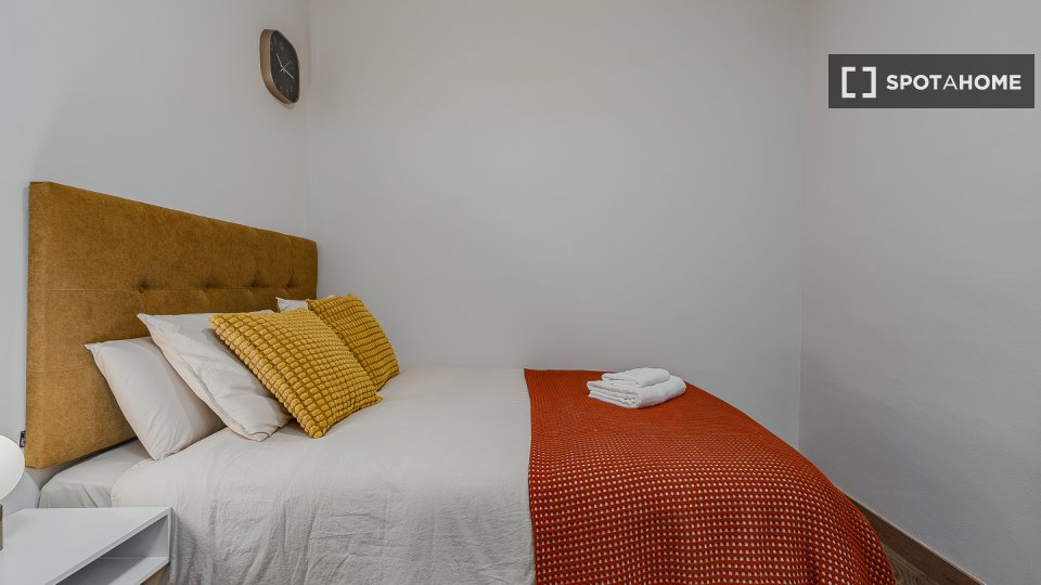 Double room Barcelona, 6 beds, 120m² — photo 60