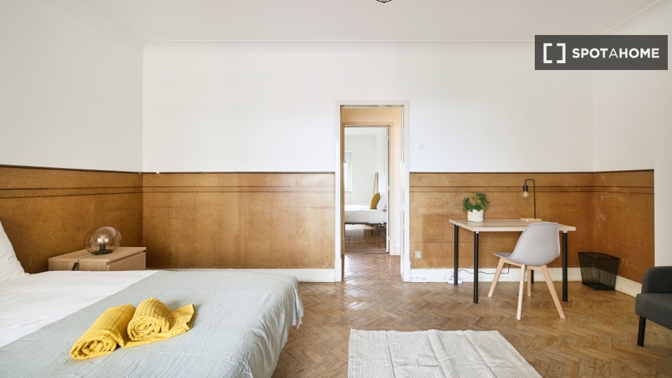 Double room Lisbon, 9 beds — photo 15