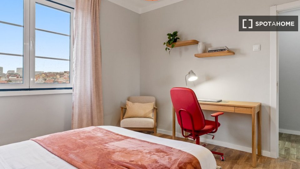 Double room Lisbon, 4 beds — photo 2