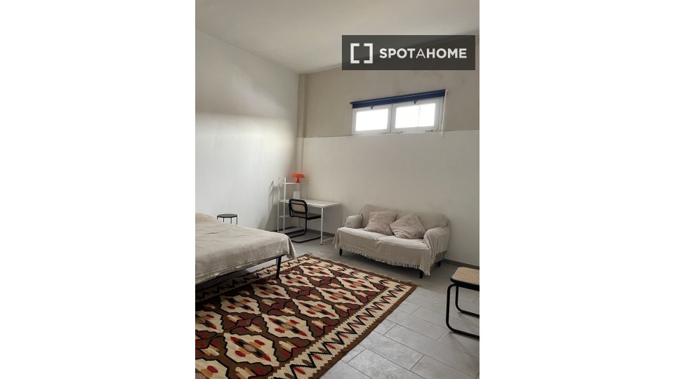Apartment Rome, 1 bed, 42m² — photo 17
