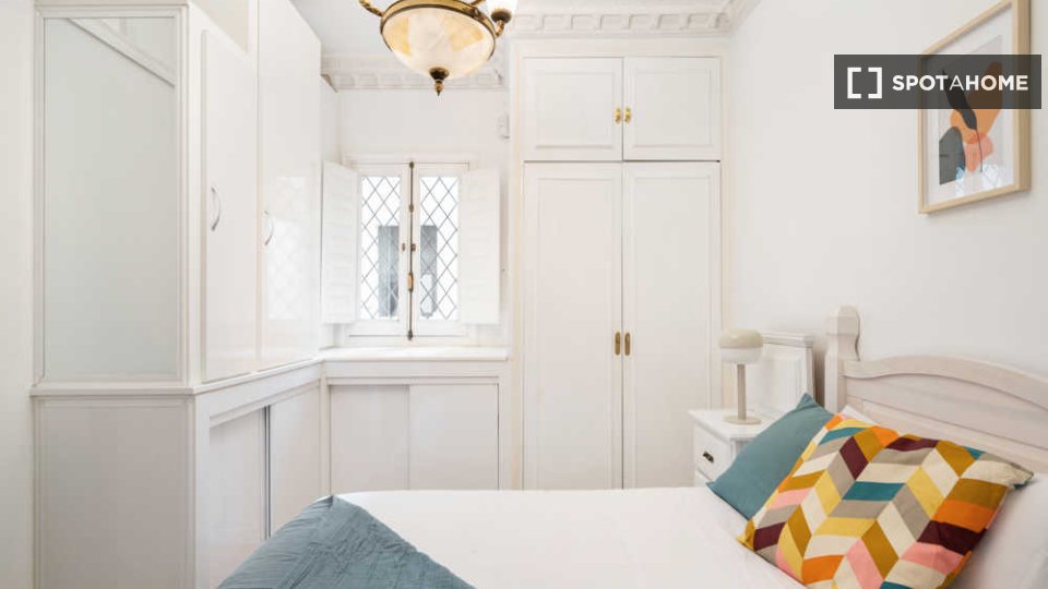 Double room Madrid, 7 beds — photo 37