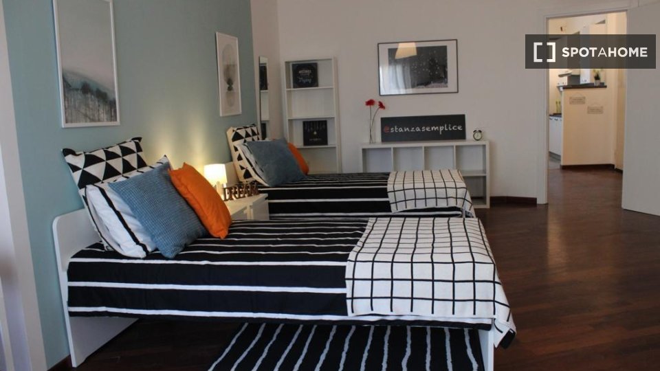 Double room Brescia, 5 beds — photo 11