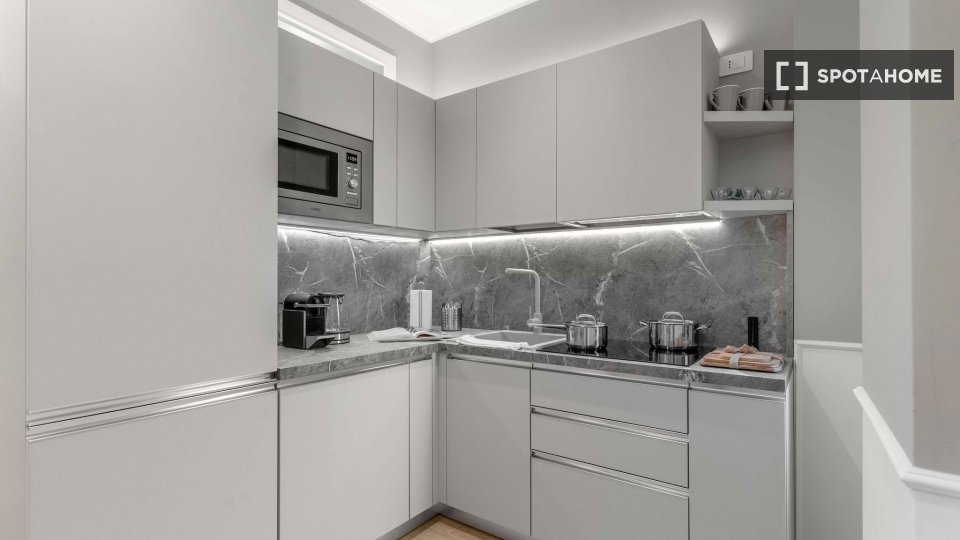 Appartamento Milano, 2 camere, 80m² — foto 13
