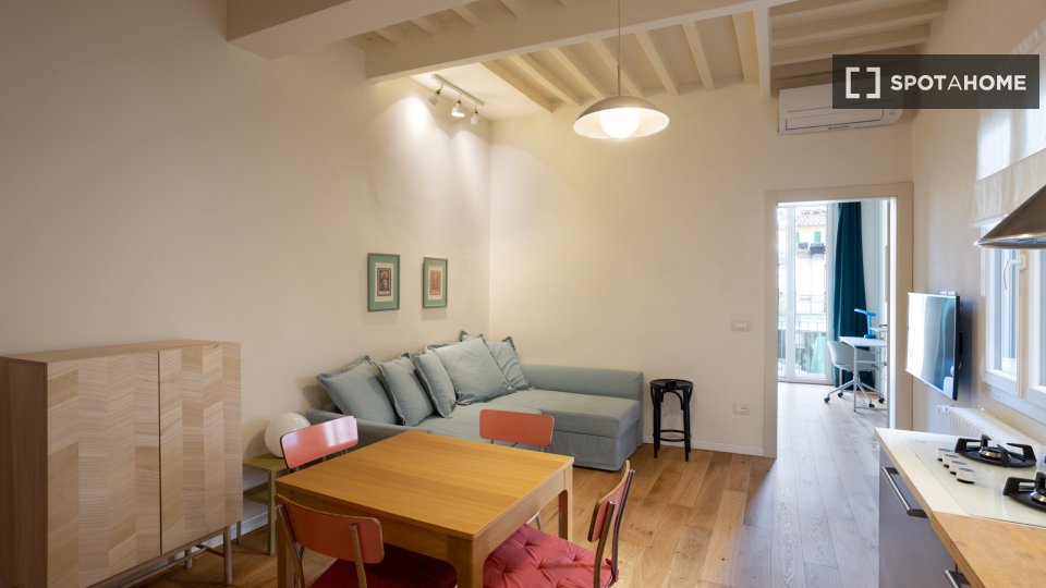 Appartamento con 1 camera da letto in affitto a Duomo-San Giovanni, Firenze - in Florence