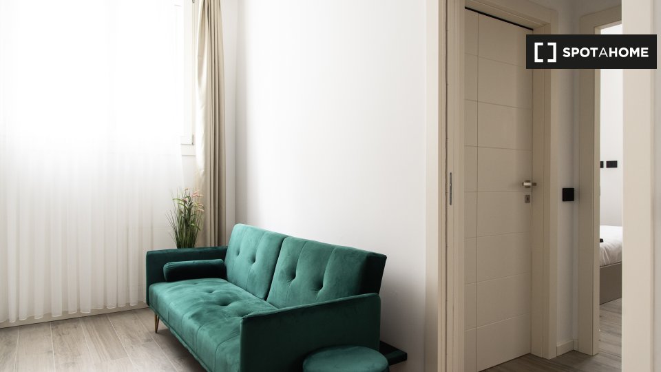 Apartment Milan, 1 bed — photo 2