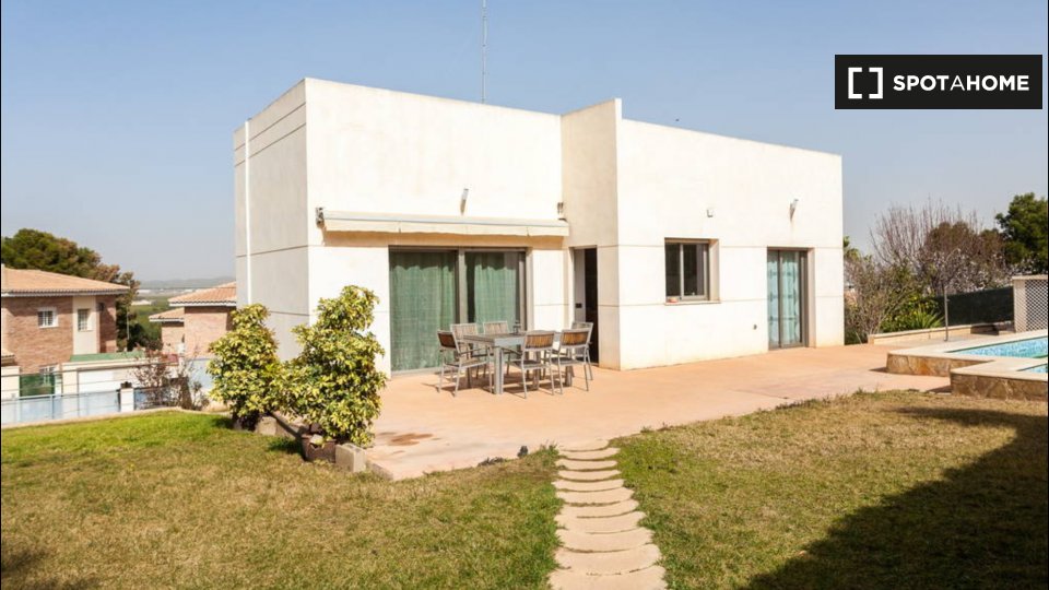 Apartment Valencia, 3 beds, 140m² — photo 10
