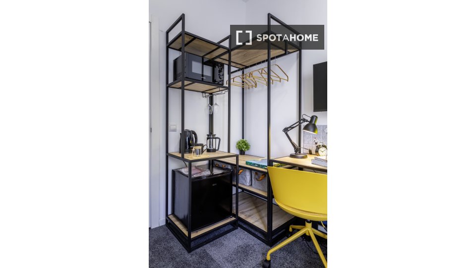 Double room Madrid, 8 beds — photo 48