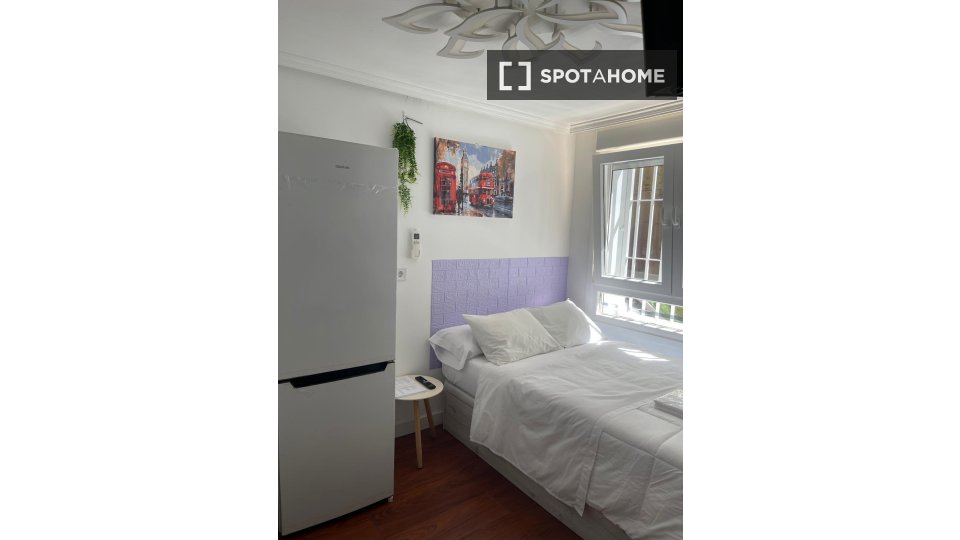 Double room Madrid, 4 beds — photo 14