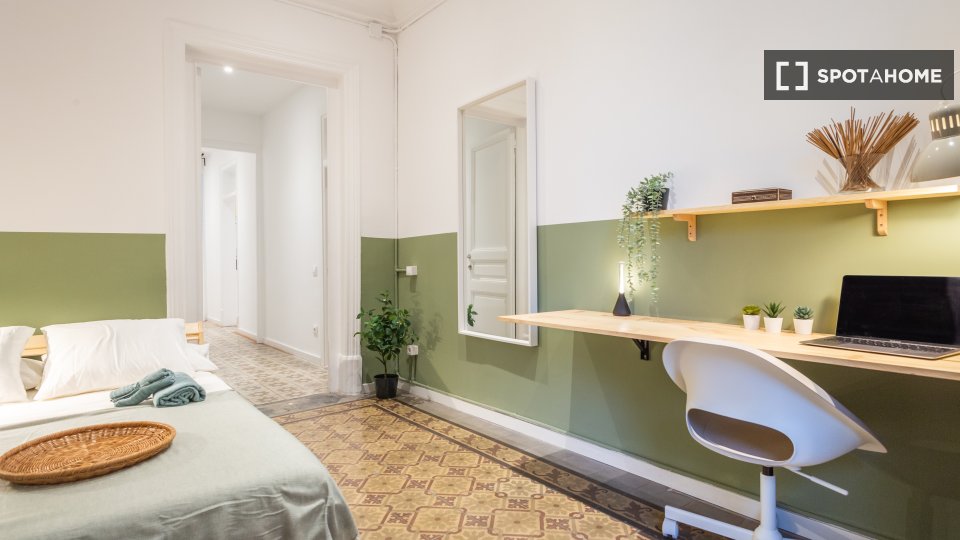 Double room Barcelona, 6 beds — photo 13