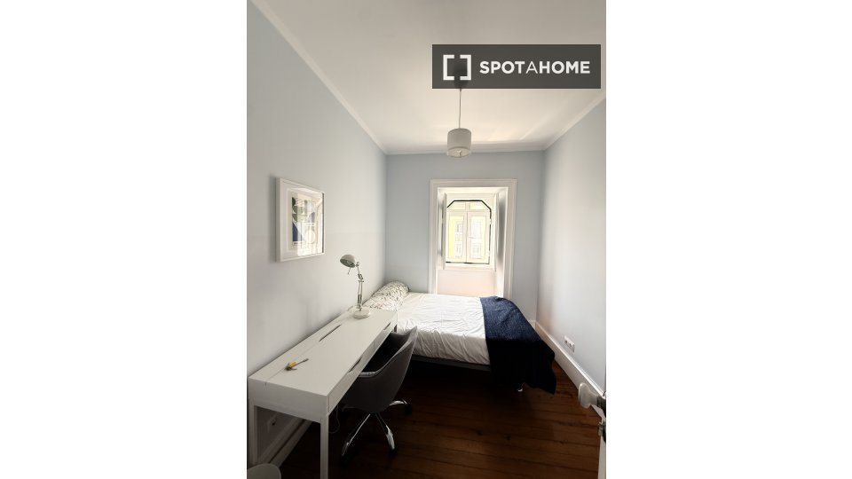 Double room Lisbon, 8 beds — photo 4