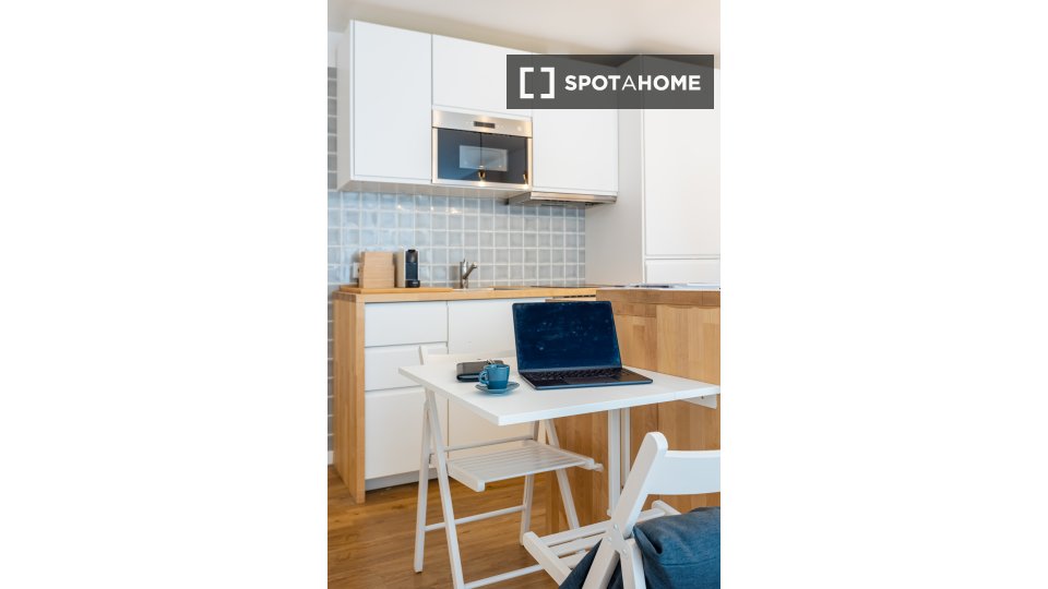 Apartment mono Lisbon, 40m² — photo 17