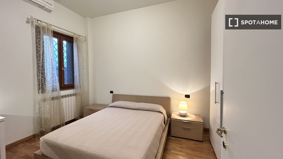 Apartment Milan, 1 bed, 45m² — photo 2