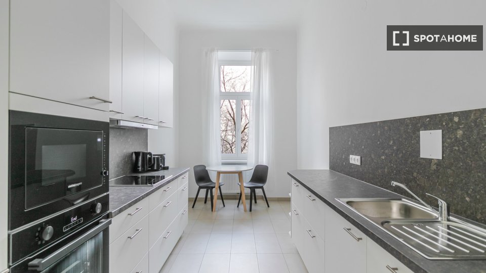 Apartment Vienna, 3 beds, 131m² — photo 14