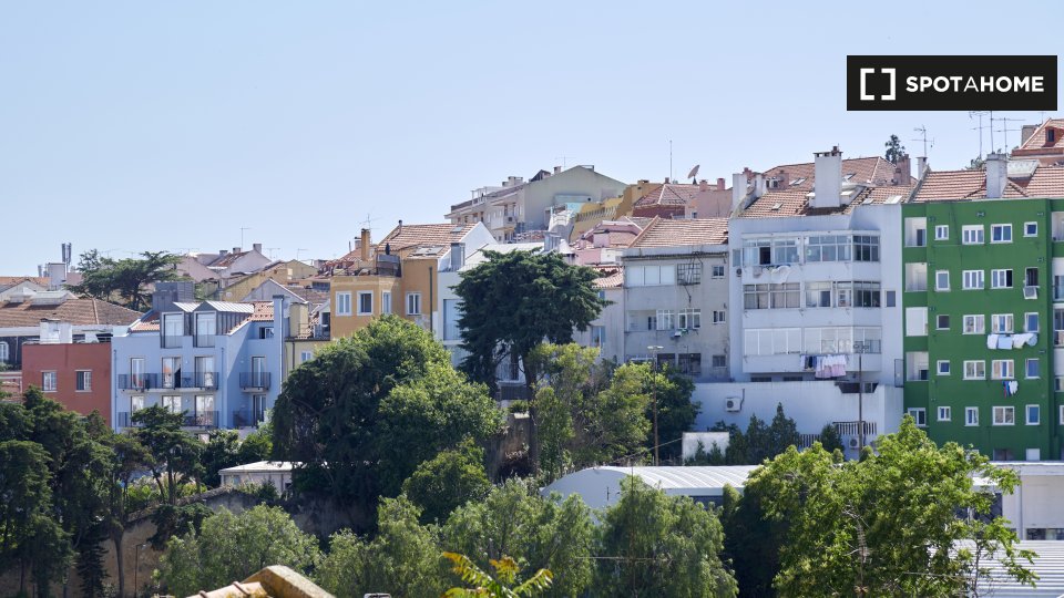 Double room Lisbon, 6 beds — photo 7