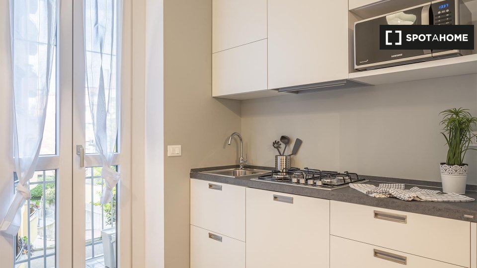 Double room Milan, 4 beds, 90m² — photo 19