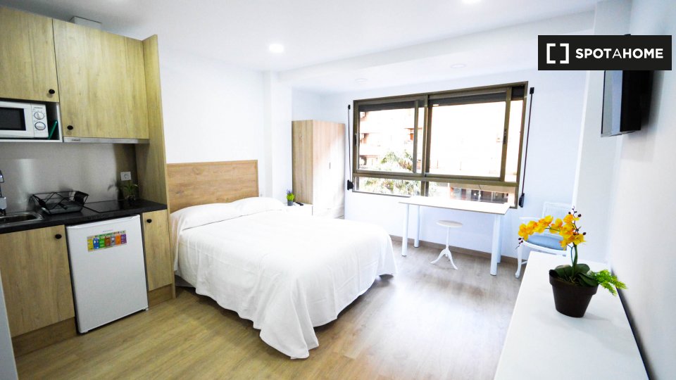 Double room Valencia, 5 beds — photo 9
