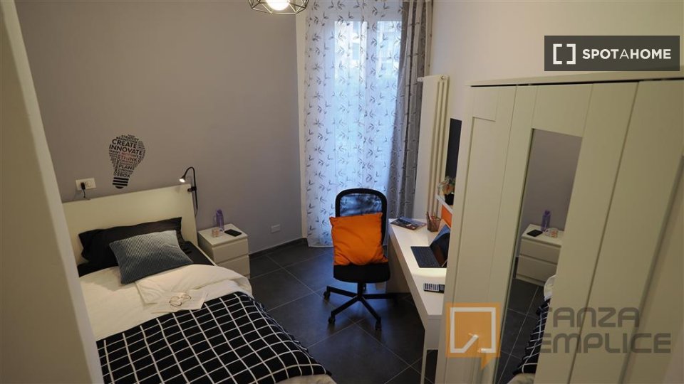 Double room Turin, 6 beds — photo 17
