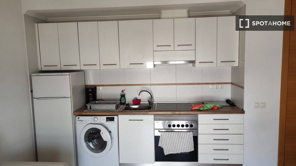 Apartment Alicante, 1 bed, 60m² — photo 3