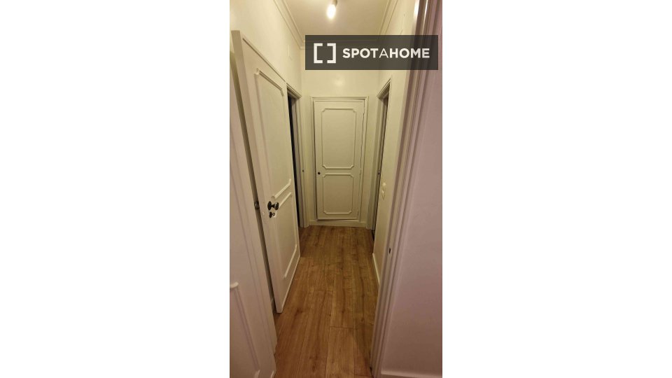 Apartment mono Lisbon, 55m² — photo 8