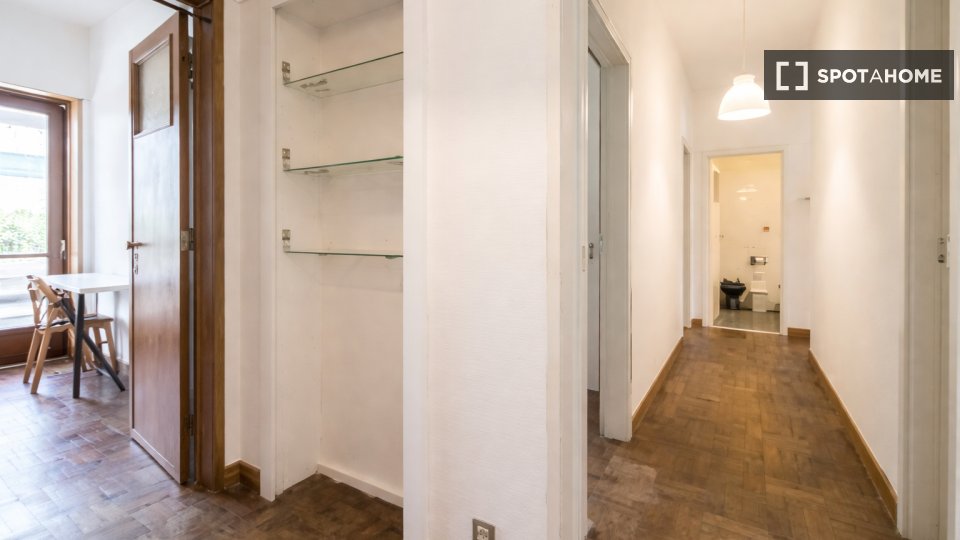 Double room Lisbon, 6 beds — photo 32